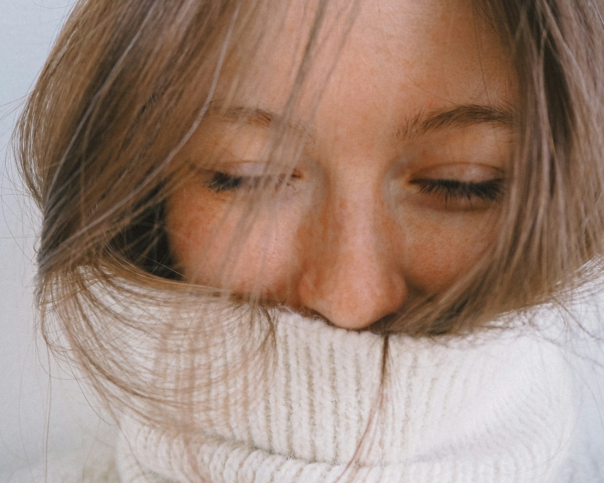 Unlocking the Benefits of Cold Exposure Therapy: Science-Backed Advantages and Implementation Strategies